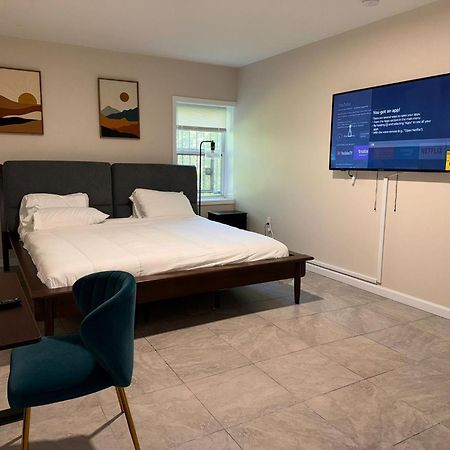 Cosy Bedroom 6 Minutes To Ewr Prudential Hotels Pen Station Newark Esterno foto